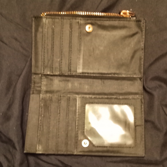 Black wallet - Picture 2 of 4